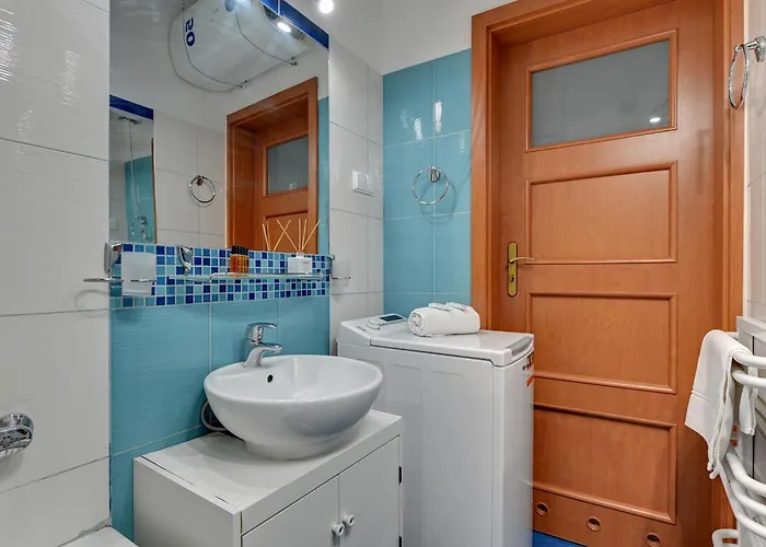 Old Town Family Place アパート